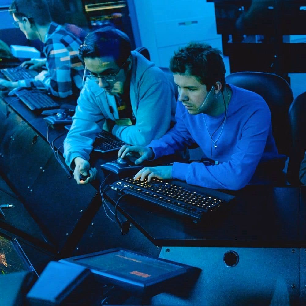 Where can I get air traffic controller training?