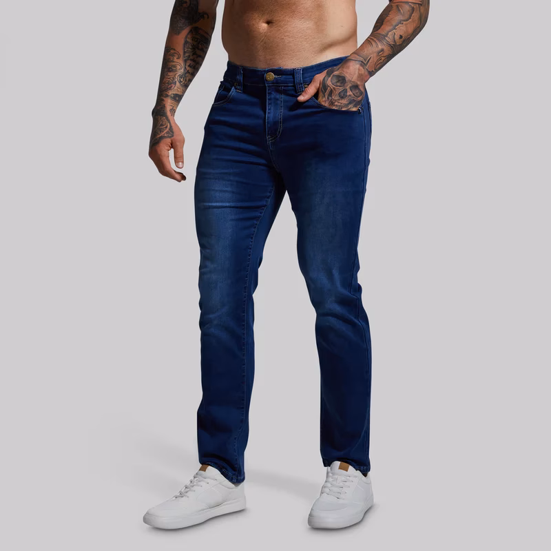 What makes a good pair of men's athletic fit jeans?