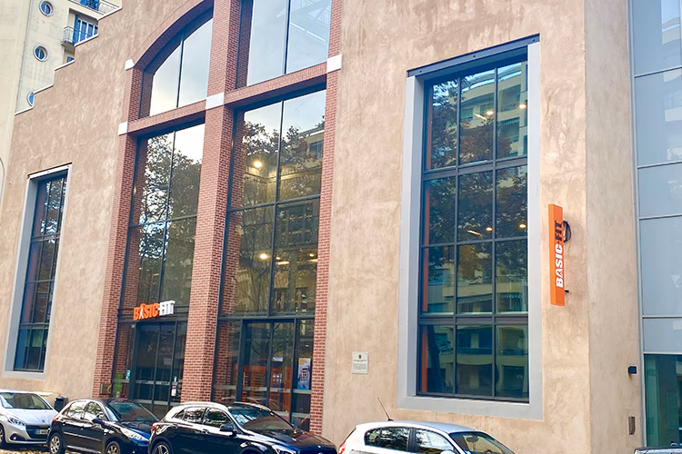 Quels appareils sont disponibles dans les salles de sport Basic-Fit à Lyon ?