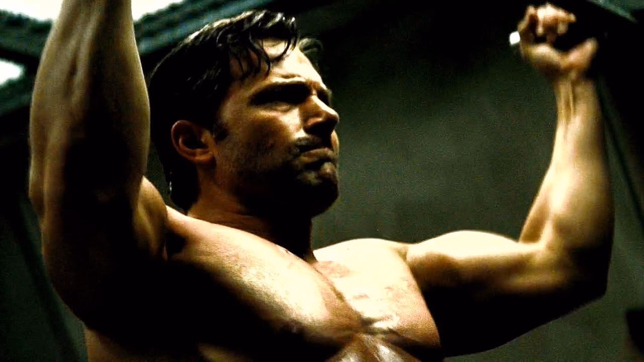 Did Ben Affleck do a sledgehammer workout in Batman v Superman?