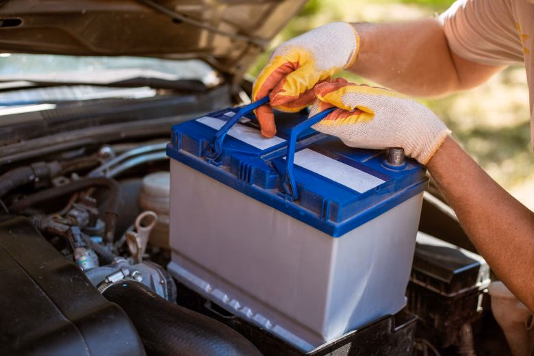 Where can I find a mobile battery fitting near me?