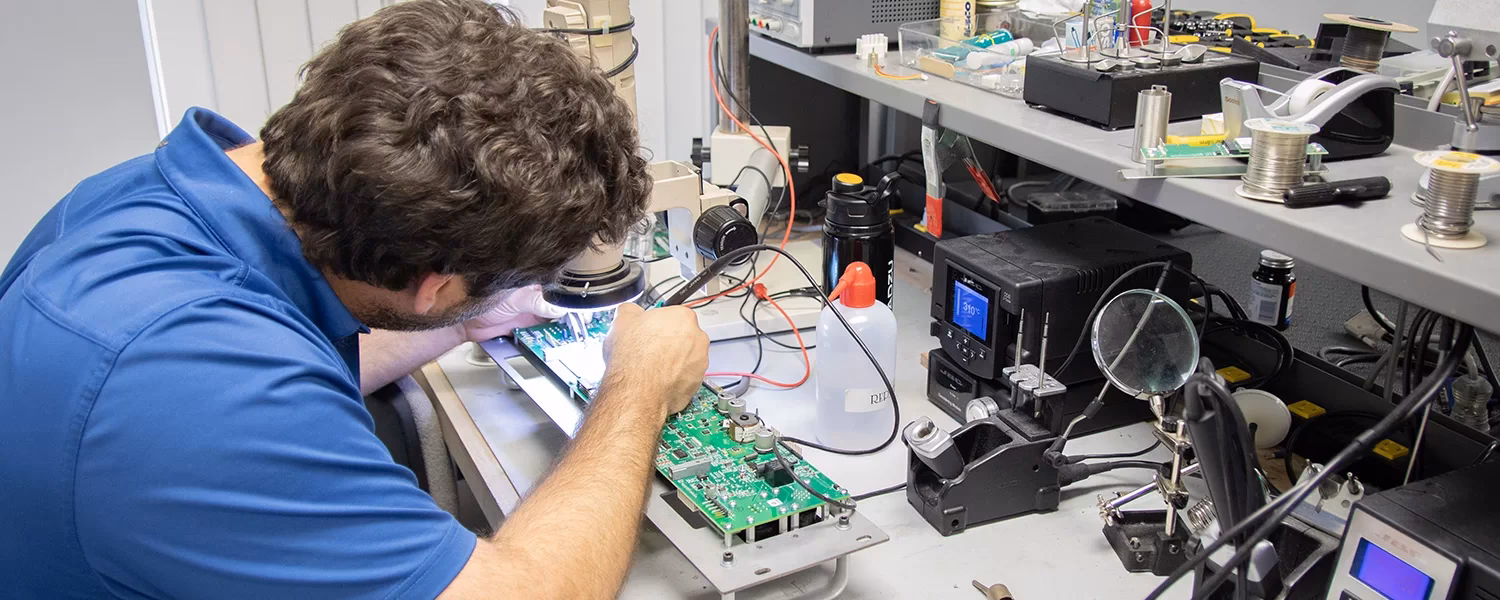 What is a biomedical equipment technician certificate?