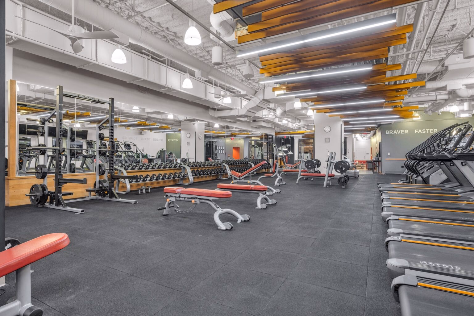 What are people saying about gyms in Boston?