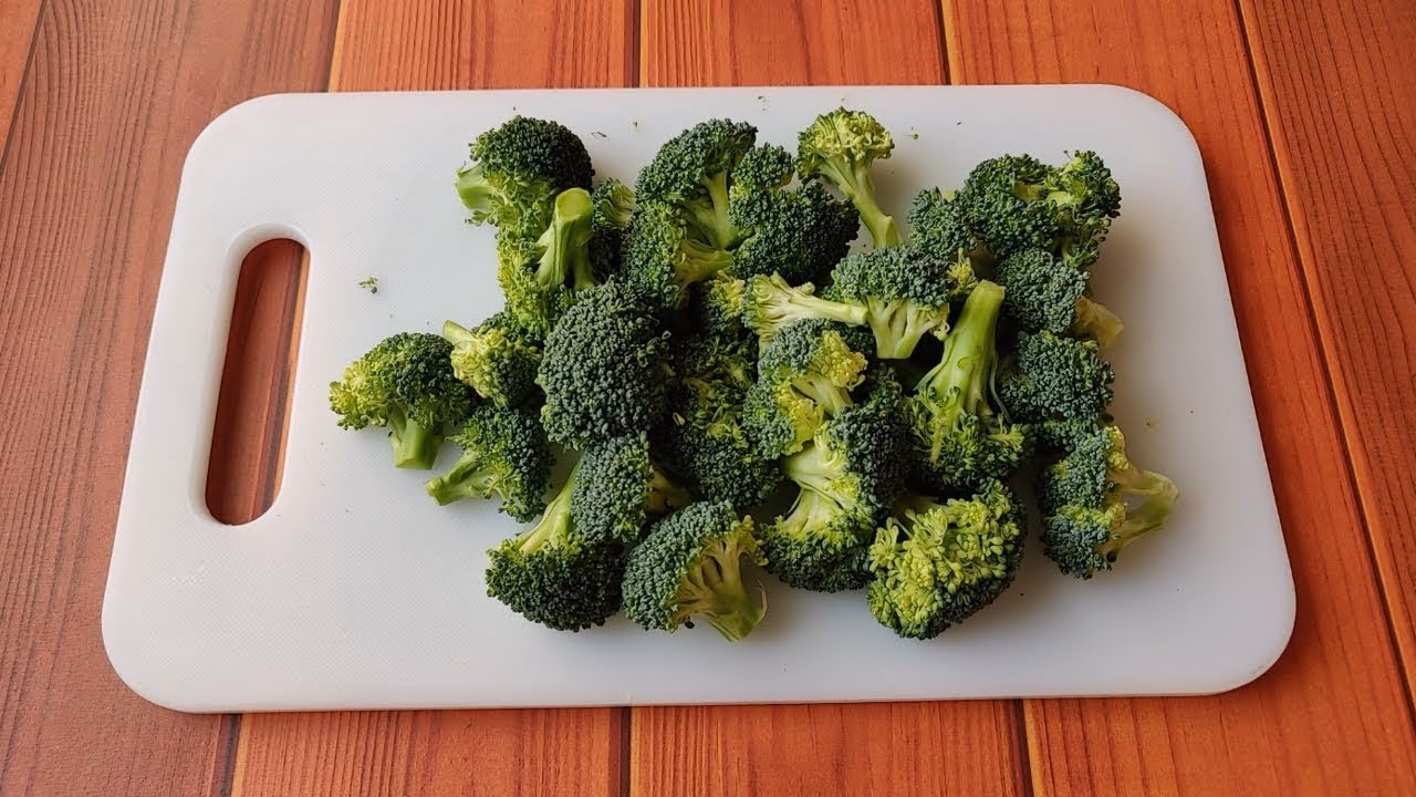 Should bodybuilders eat Broccoli?