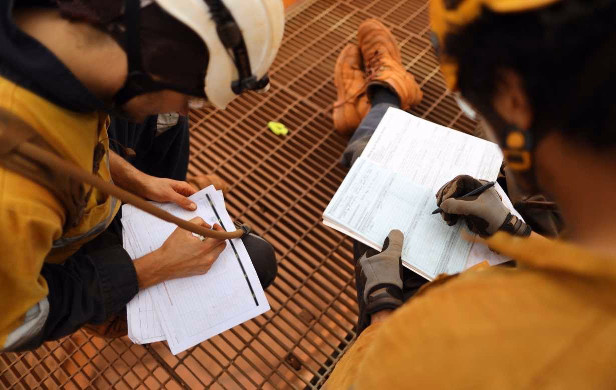 What is a human resources management certificate program?