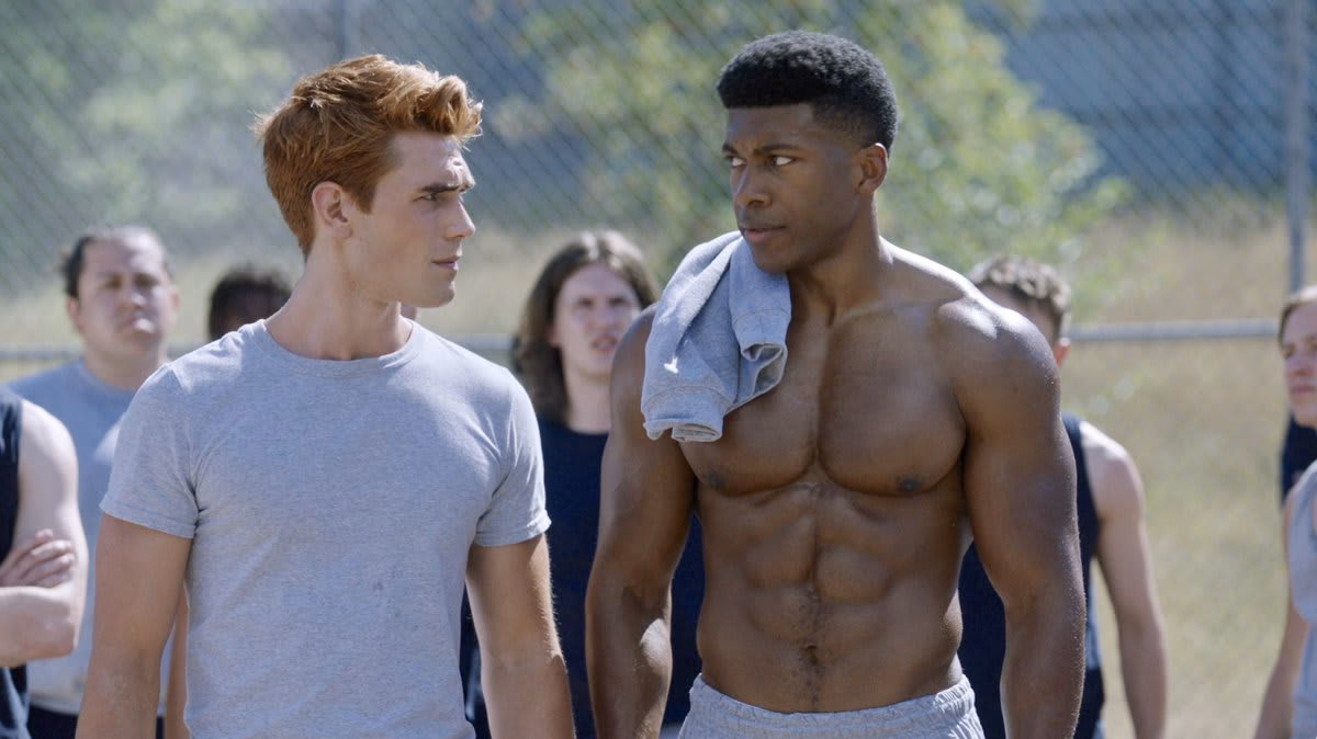 How do I create an AI muscle video?