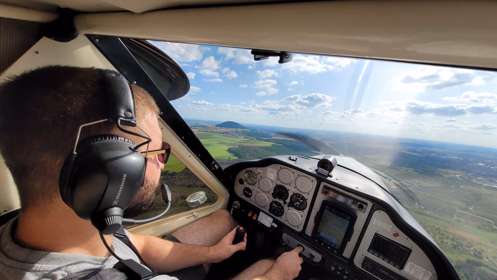 What is Ultralight Pilot Ground School (ultra)?