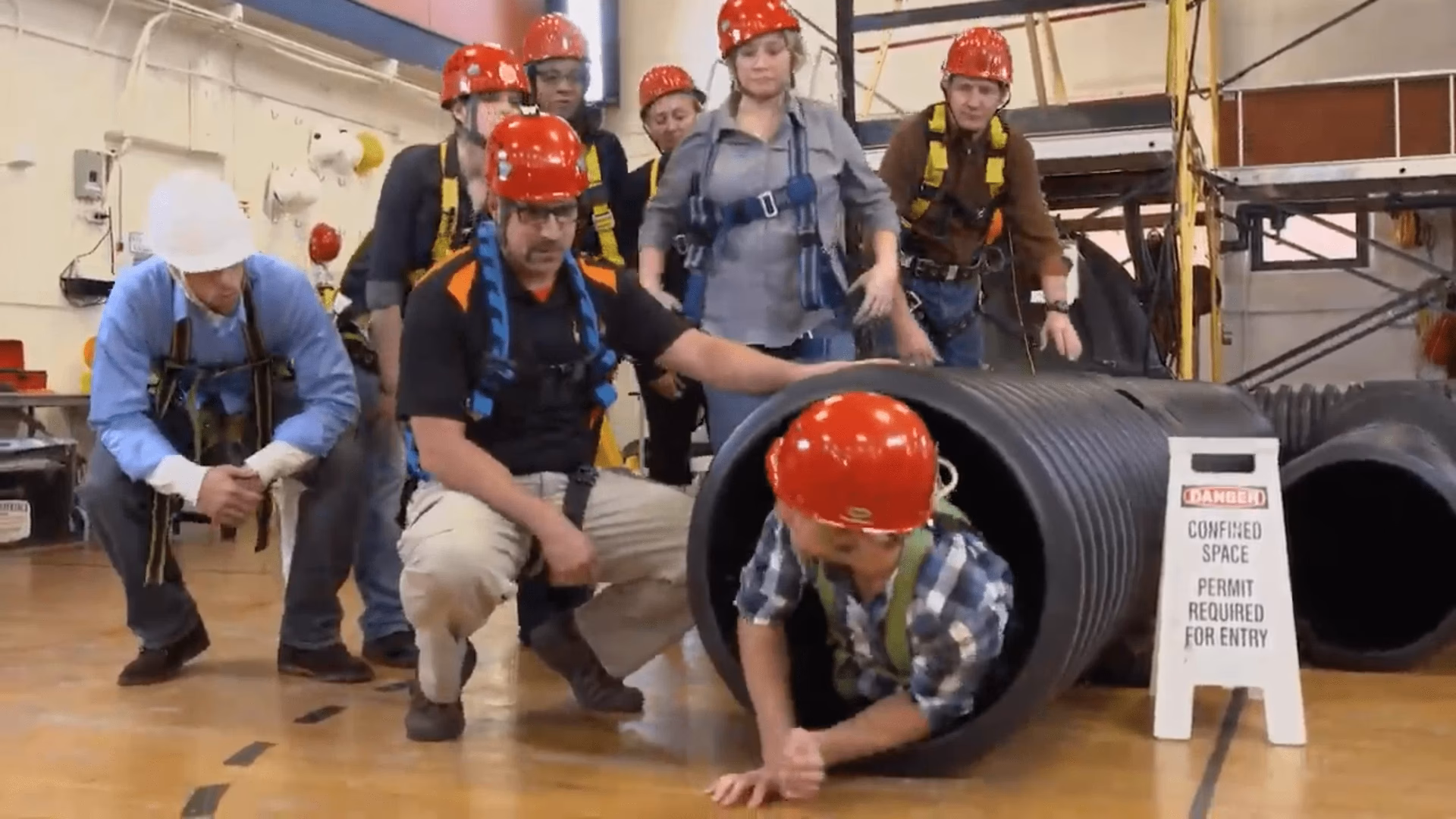 What is confined spaces 8-hour entry training for general industry?