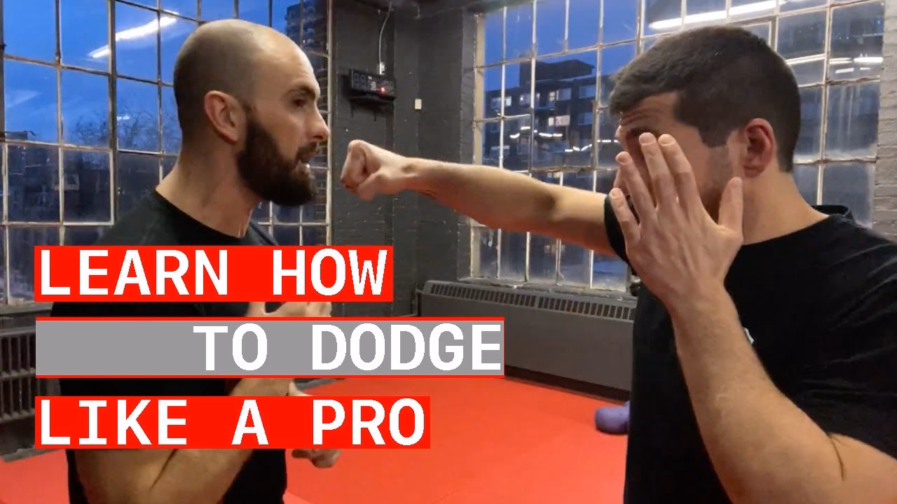 How do you play Lol Dodge game?