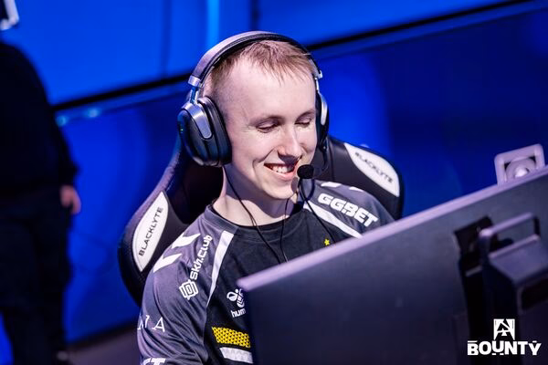 How do I emulate ropz's success in CS2?