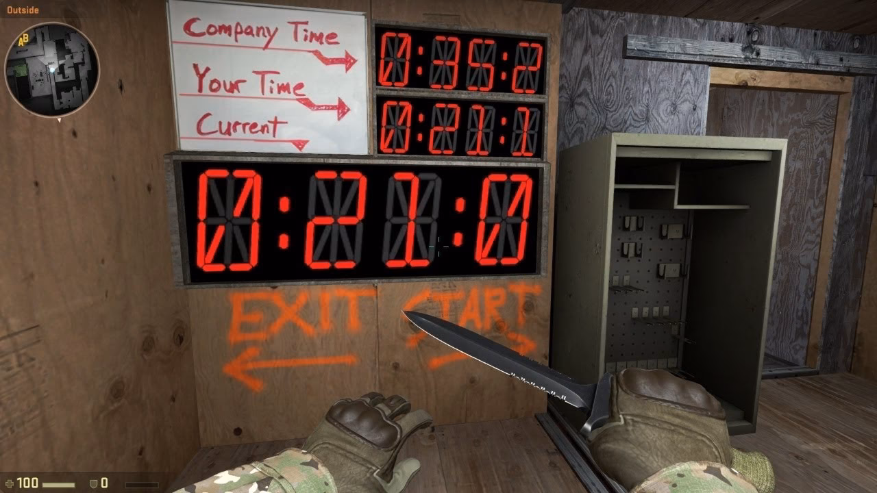 What is the Weapons Course in Counter-Strike Global Offensive?