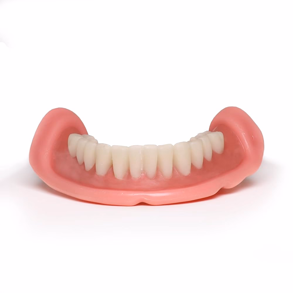 How should a denture fit?