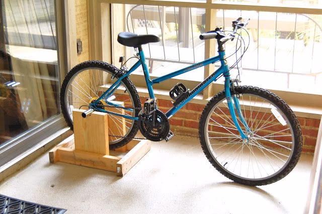 What is a DIY bike trailer?