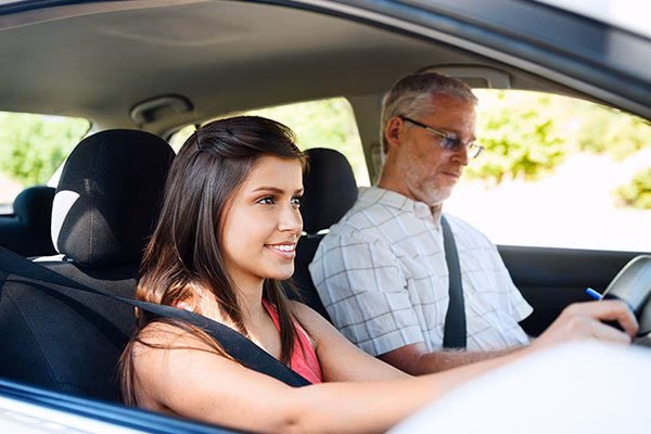 Does Miro offer a Driving Instructor Course in WA (Perth)?