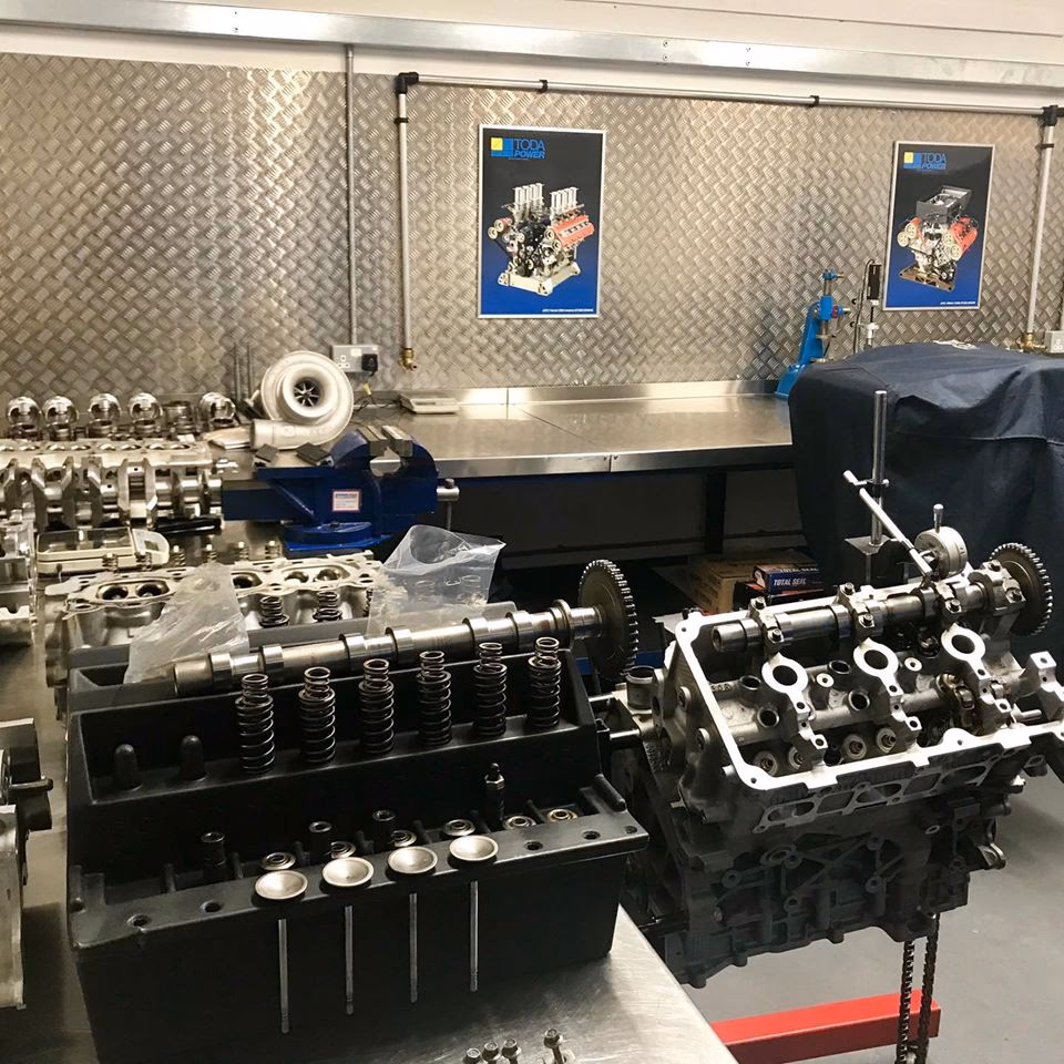 What can I do with an online small engine repair training program?