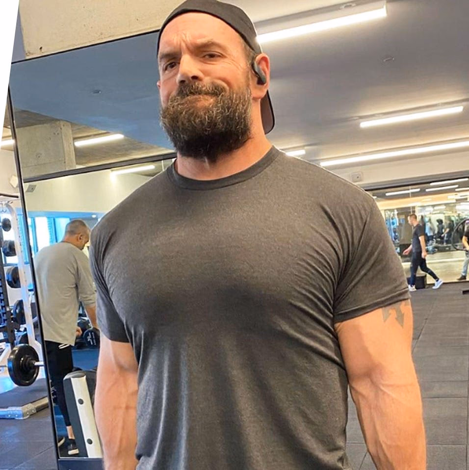 Why did Ethan Suplee start weight training?