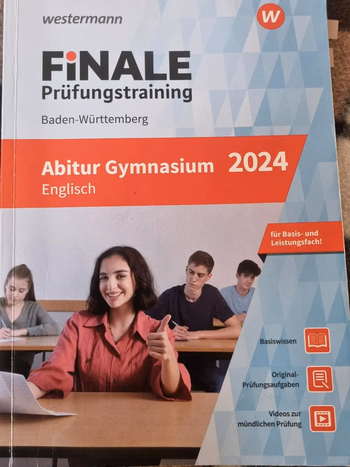 Welche Schulabschlüsse kann man auf FiNALEonline trainieren?