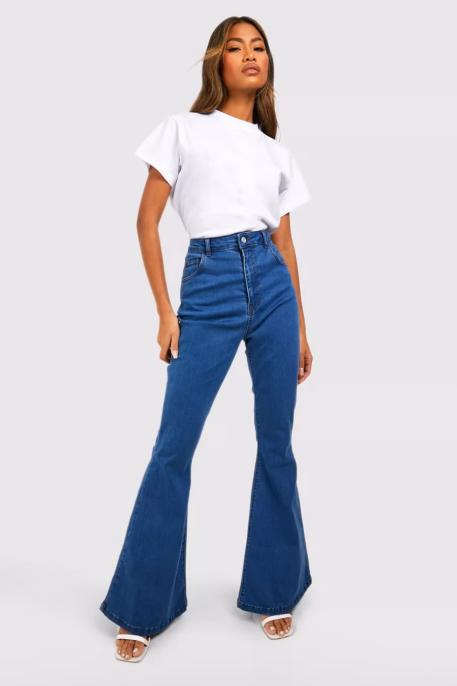What are flare jeans?