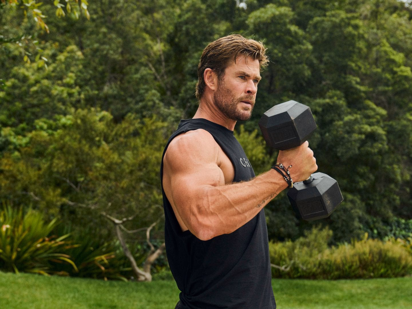Does Chris Hemsworth have a strength training program?