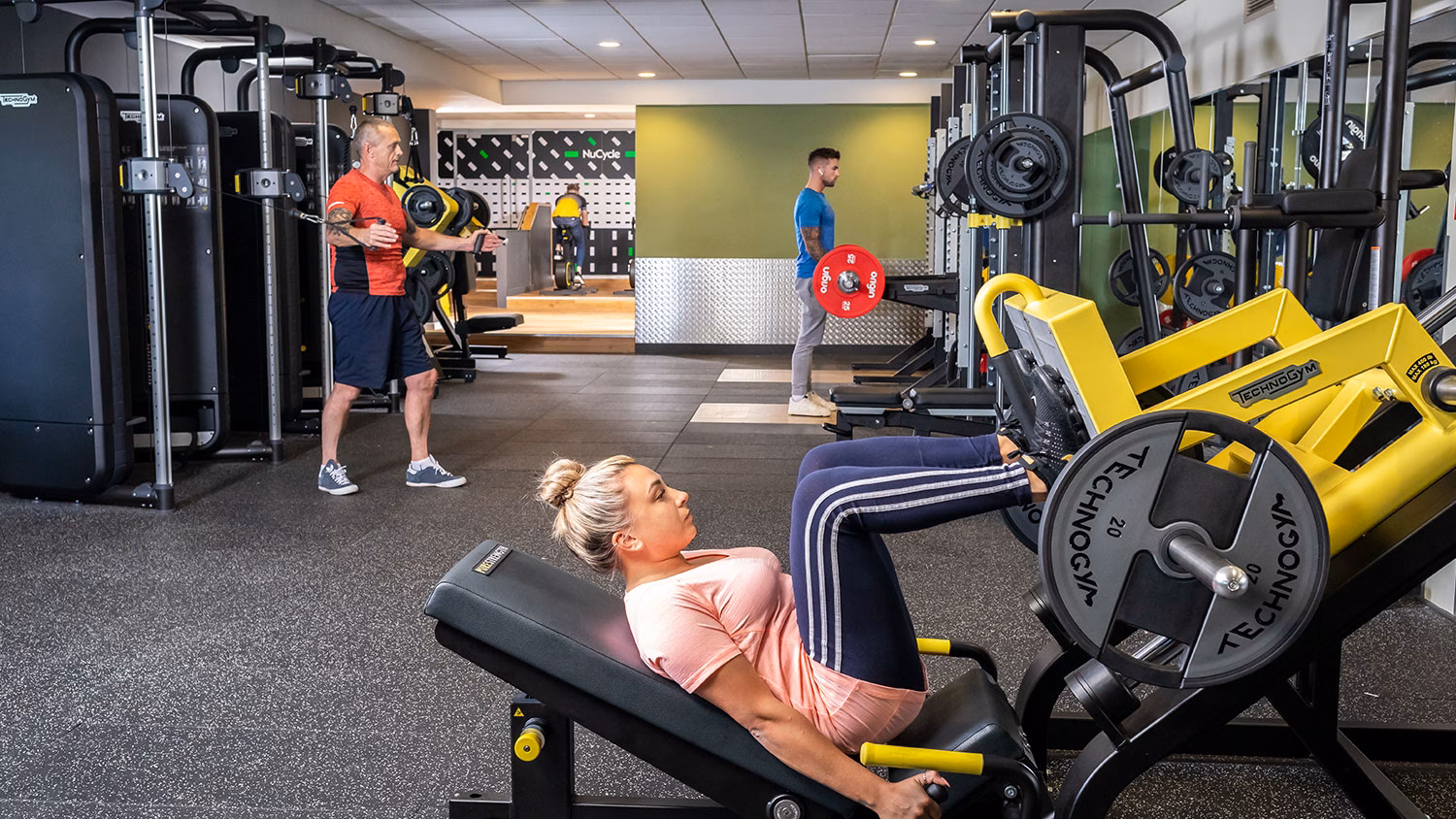 What classes does Bromley Fitness & Wellbeing Gym offer?