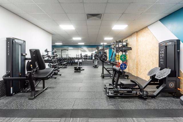 Does Nuffield Health Ilford have a swimming pool?