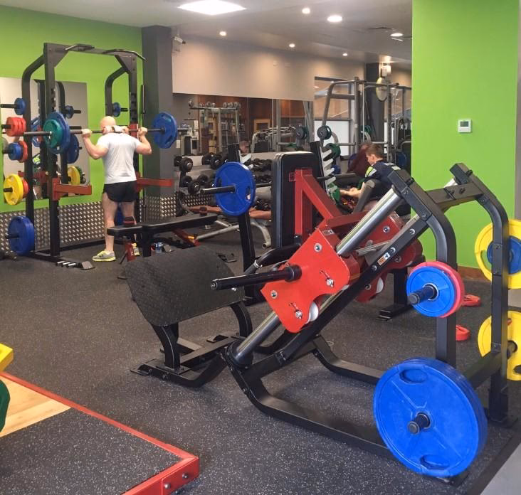 Does aura Leitrim offer a free trial period?