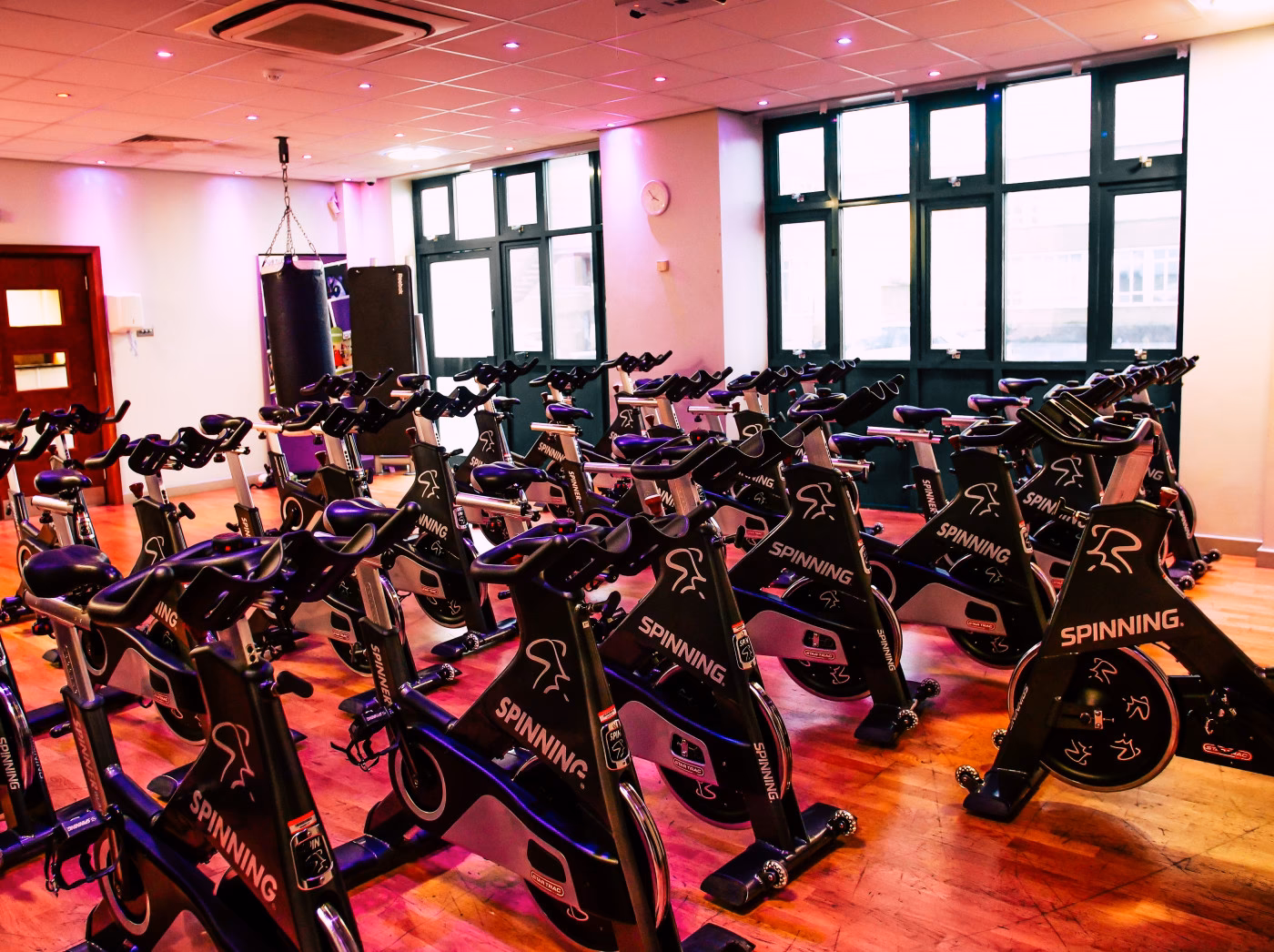 What free weights are available in Staines?