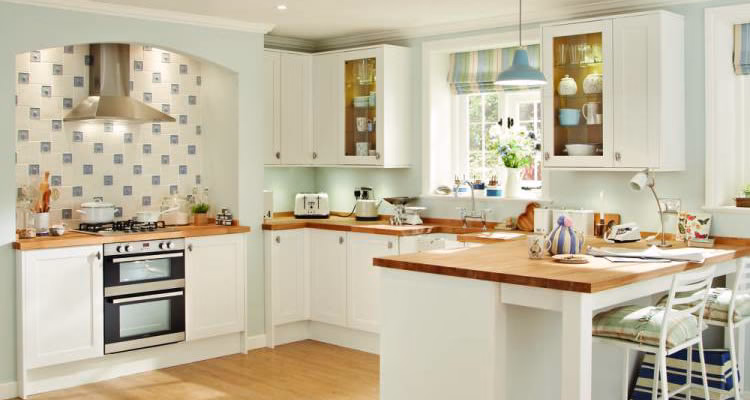 How much does a kitchen fitter cost in the UK?