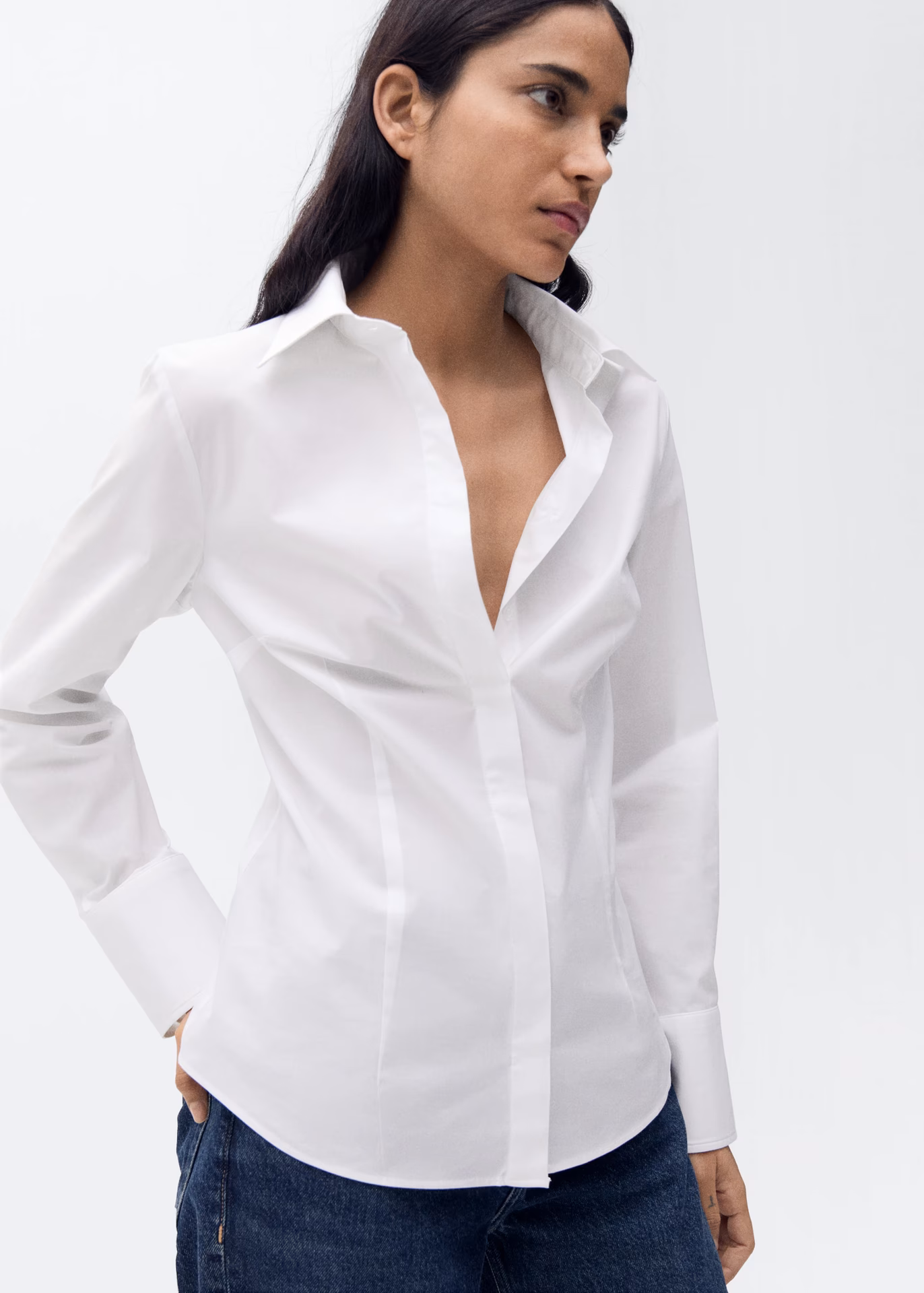 What to wear with white shirts & blouses?