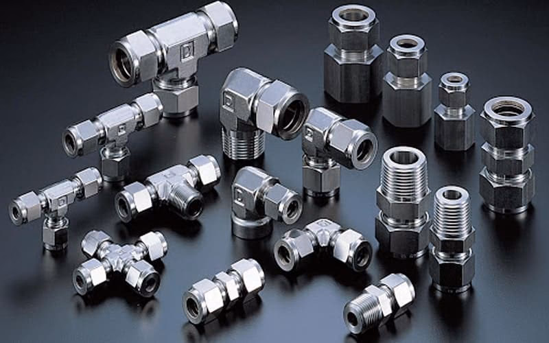 Who makes steel welding fittings?