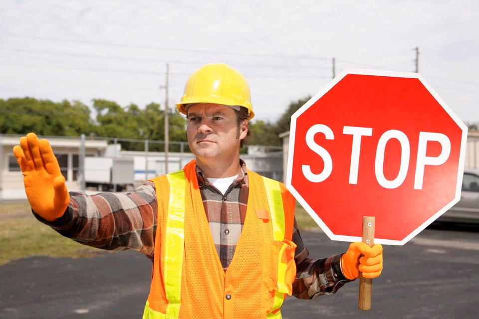 Does a flagger training course meet DOT requirements?