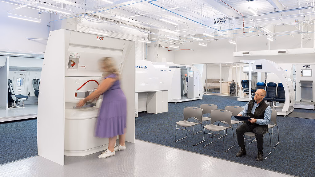 What happens if you graduate from United Airlines training?