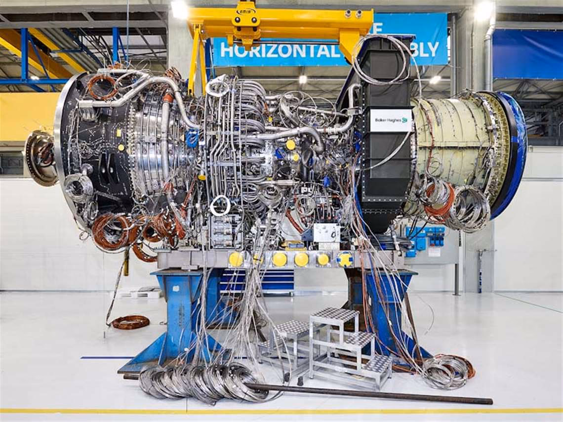 What is Baker Hughes customer training?