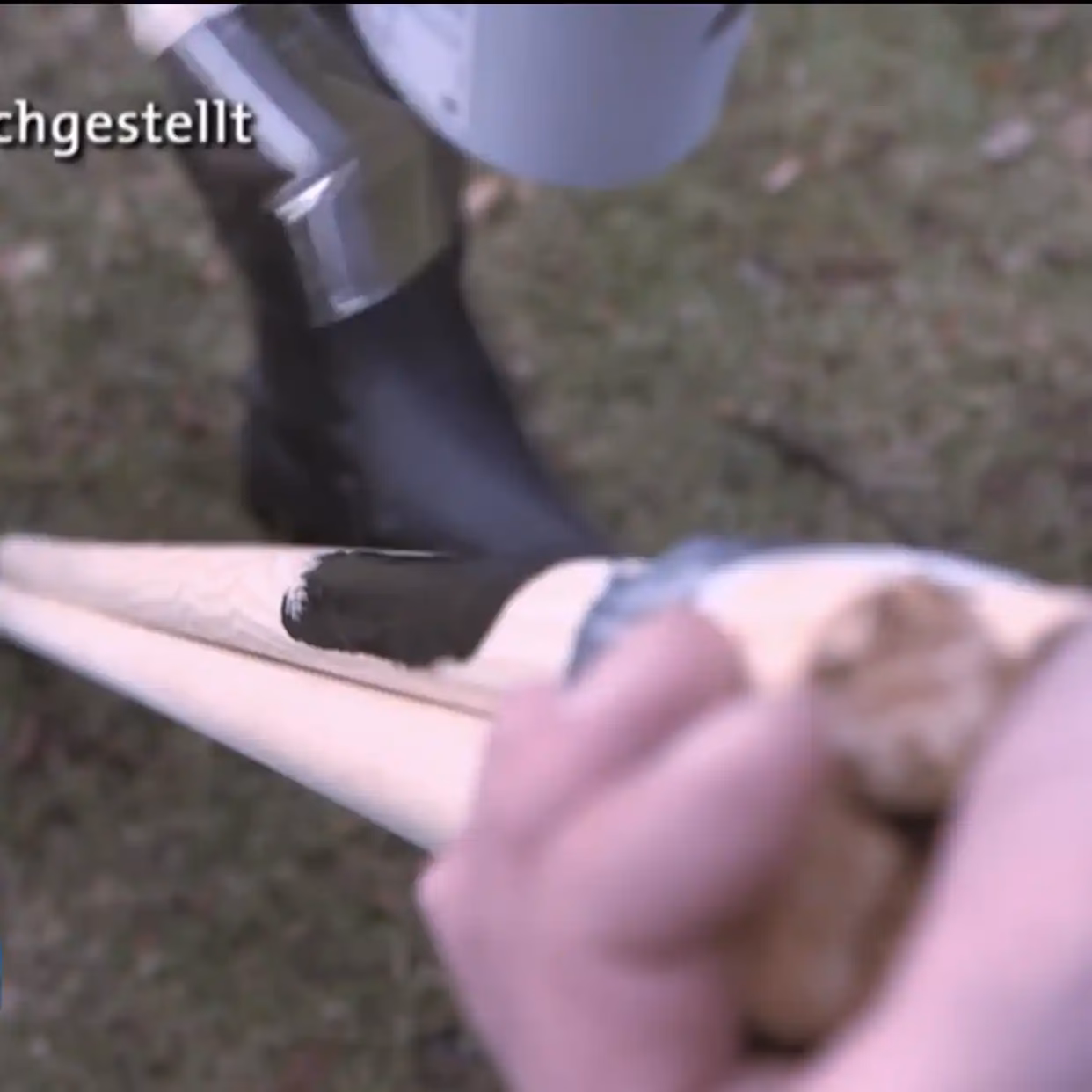 Did German tank unit use broomsticks as mock weapons?