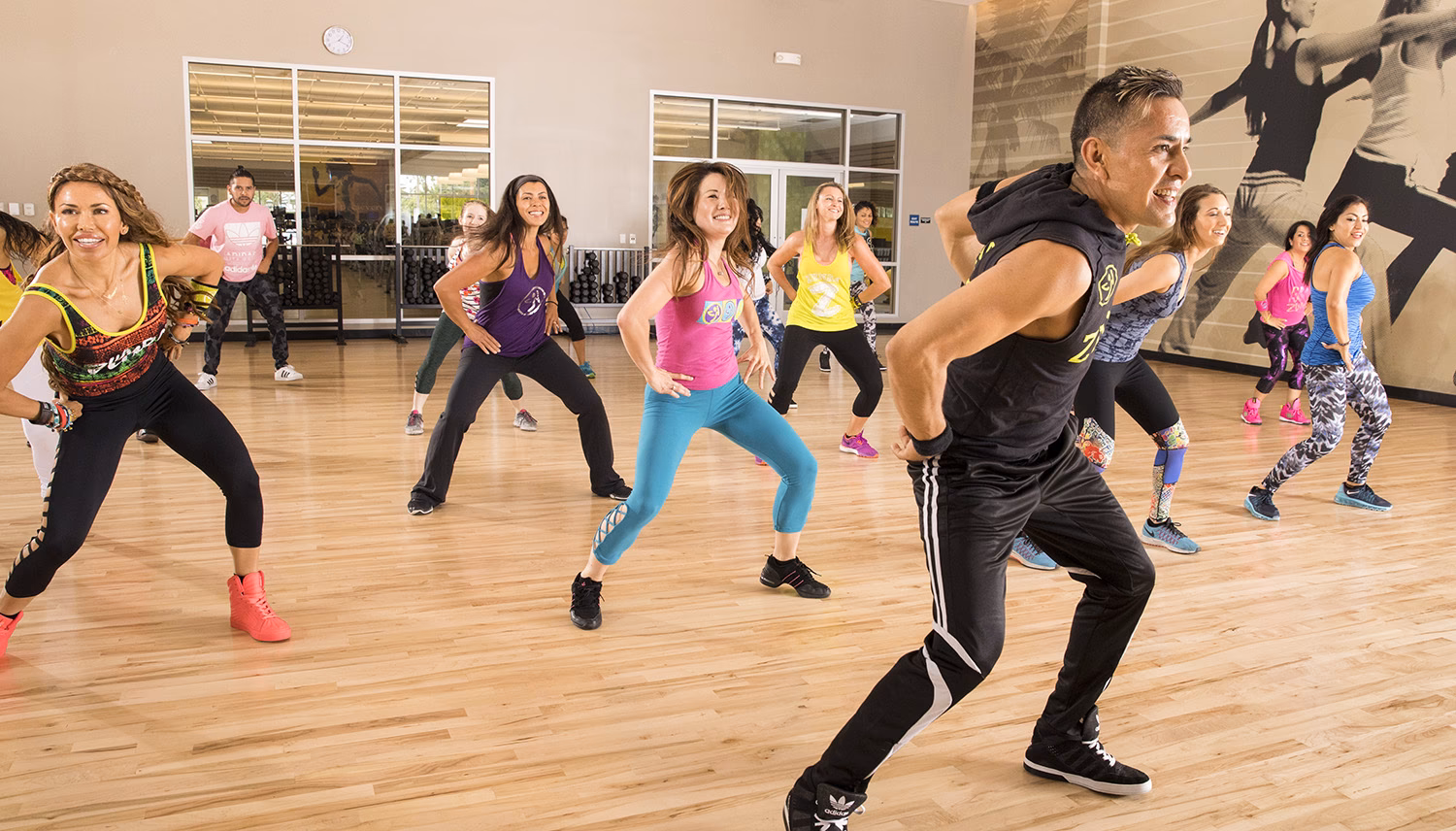 Does LA Fitness have a mobile app?