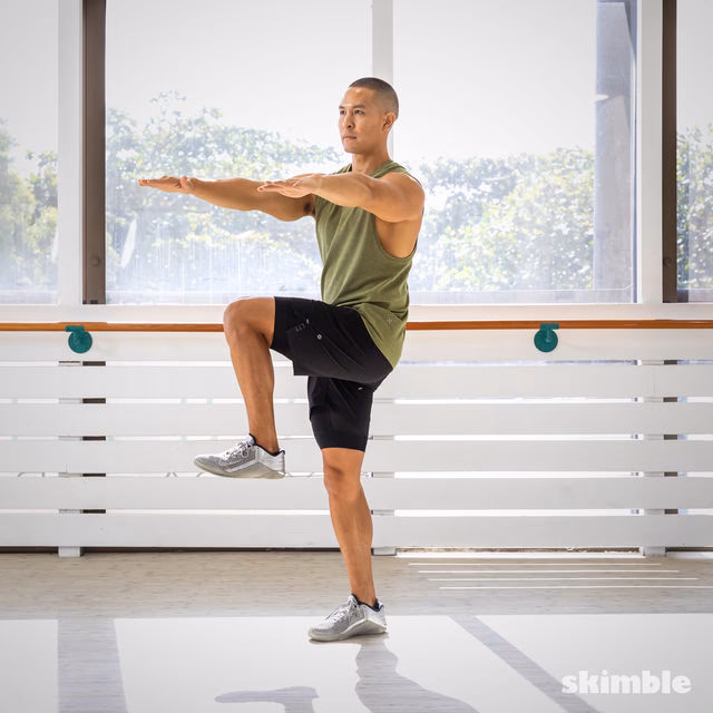 What is lying crossover leg lifts?