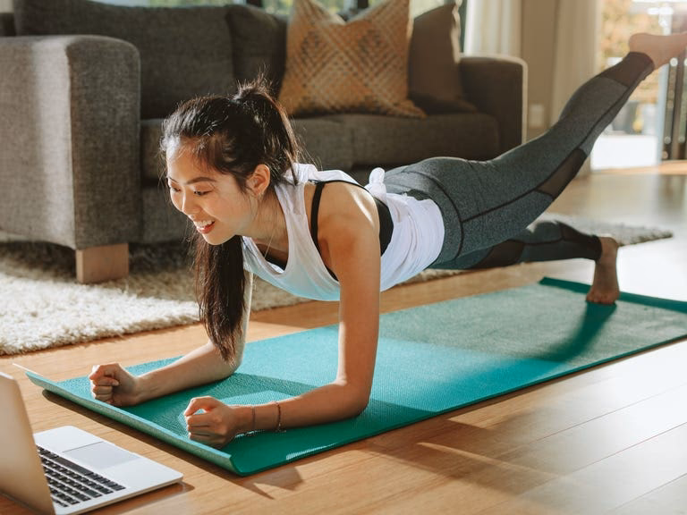 Does tempo offer live training or on-demand workouts?