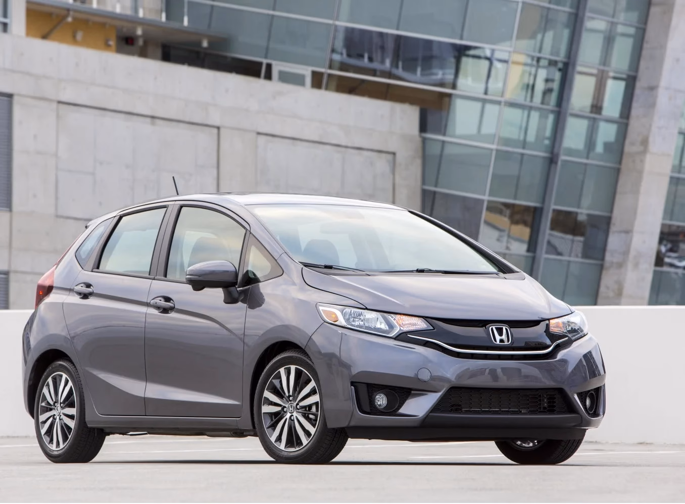 What is the difference between a Honda Fit LX and EX-L?