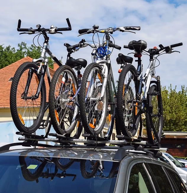 How many bikes can fit on a roof rack?