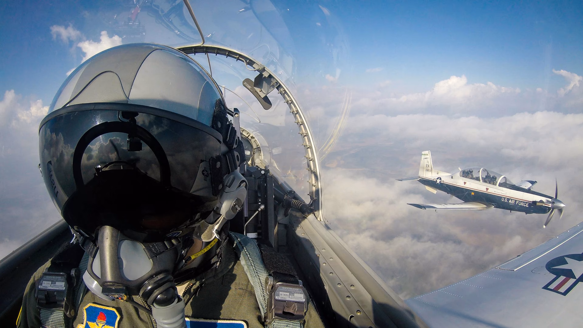 Can You Fly a jet fighter without enlisting?