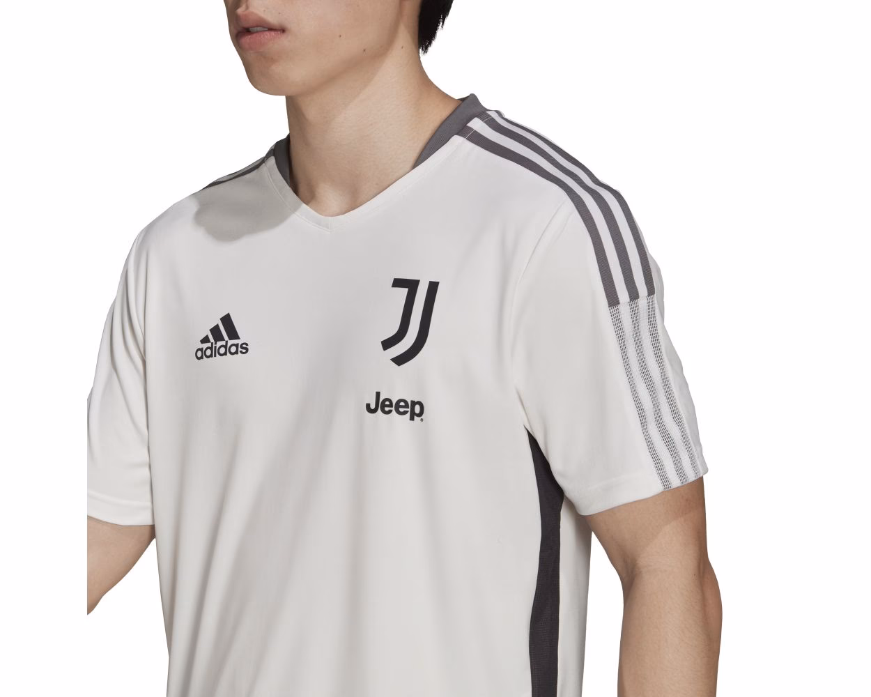 Where can I buy a Juventus training kit?