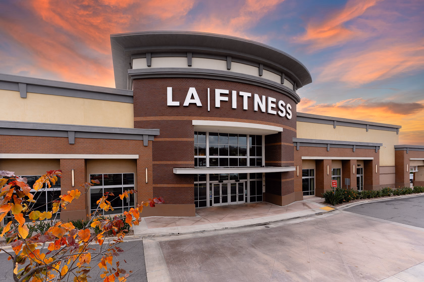 Are LA Fitness Clubs open on holidays?