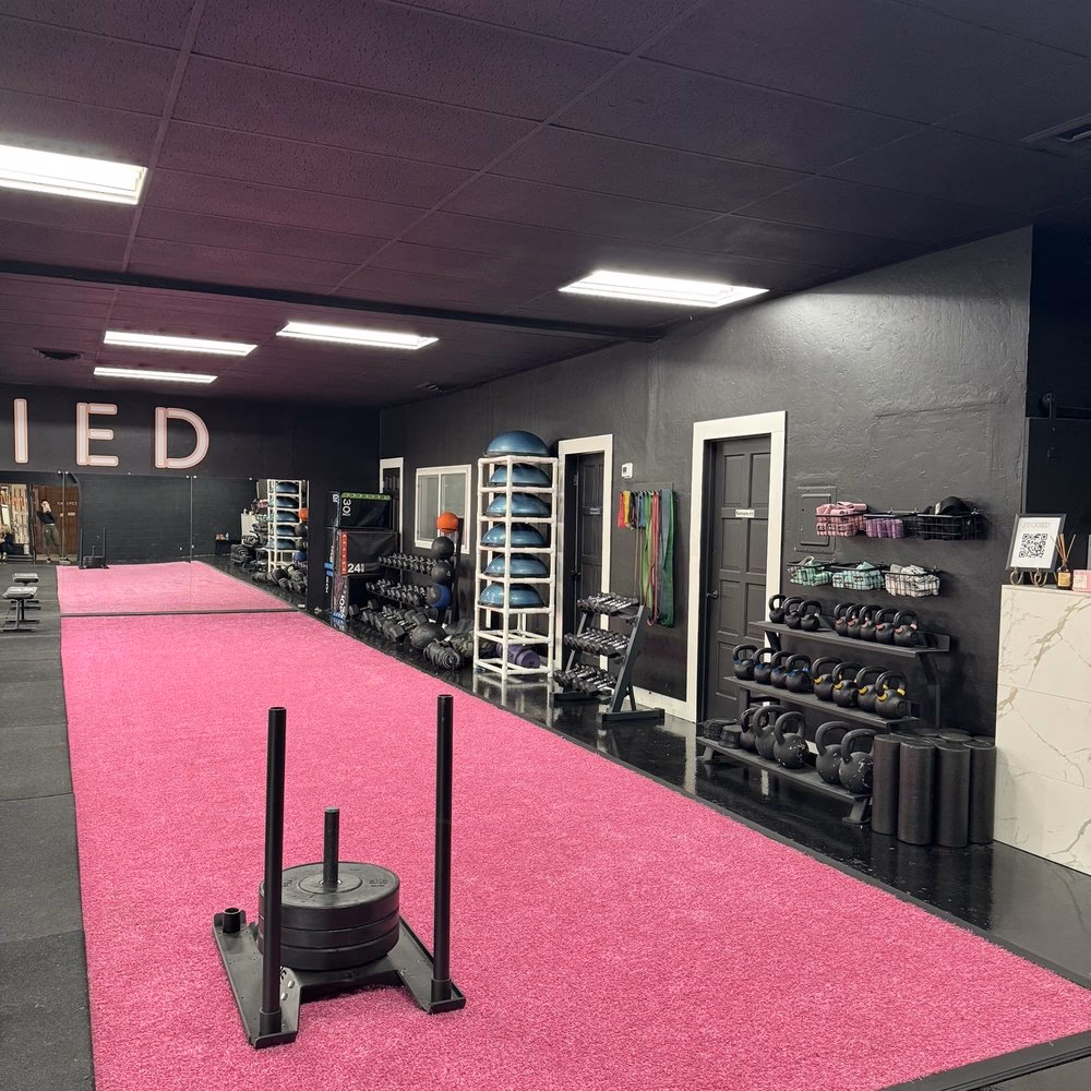 Who are lifestyle gyms?