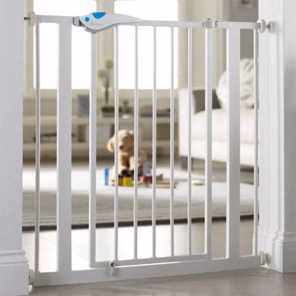 What is a Lindam deluxe stair gate?