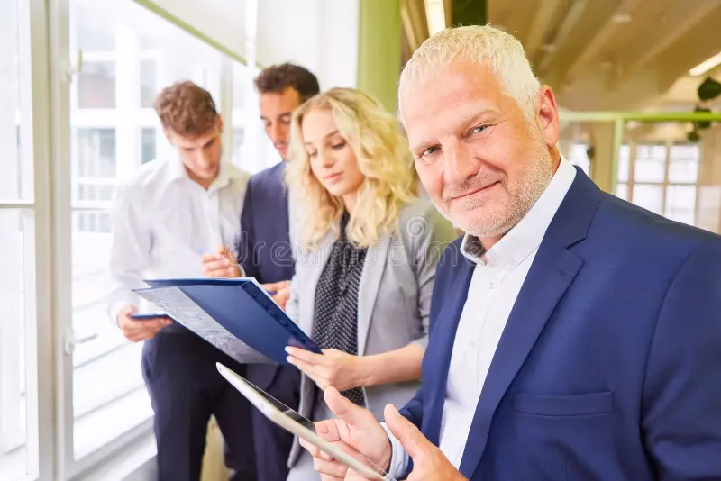 What is the best course for a managing director?