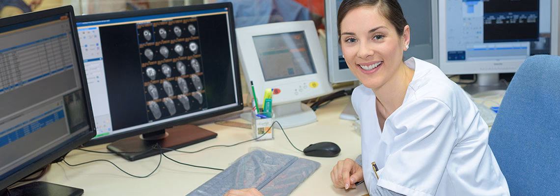 How do I become a medical office assistant?