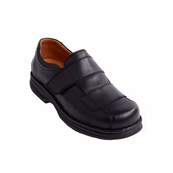 What size men's wide fit shoes are available?