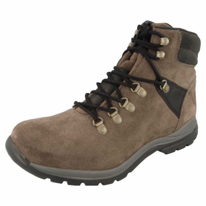 Are men's wide fit walking boots good?