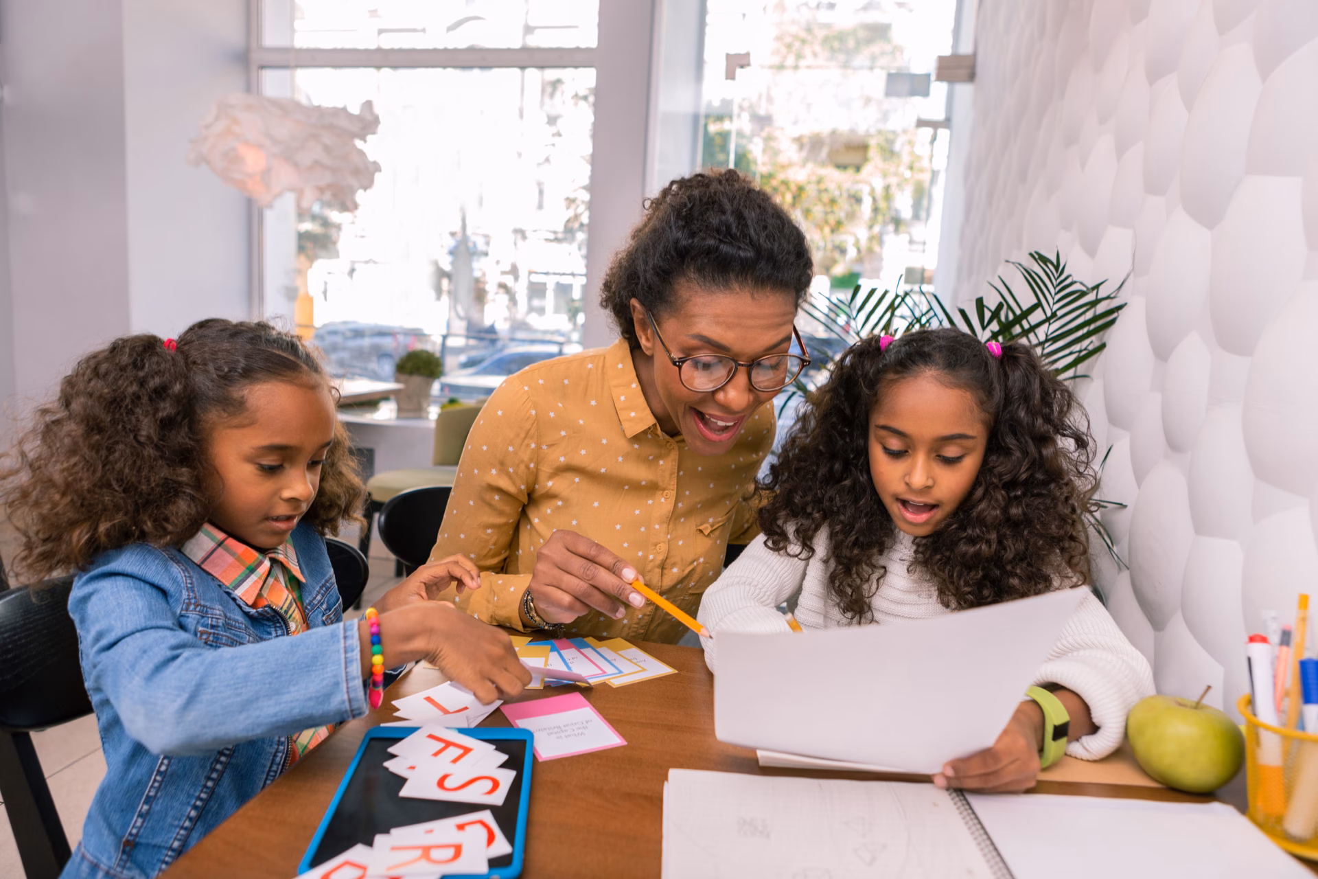 How do Montessori courses work?