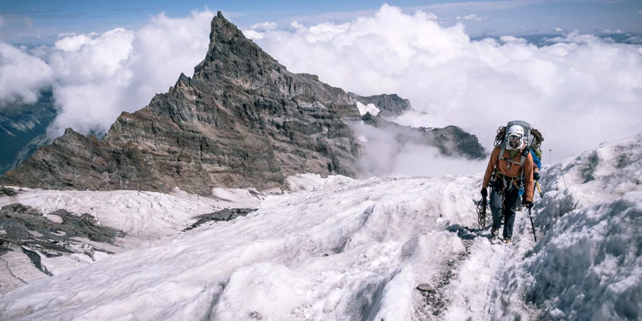 Is mountaineering a good workout?